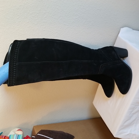 Vince Camuto Madolee Black Suede Over the Knee Boots 10M - Picture 2 of 16